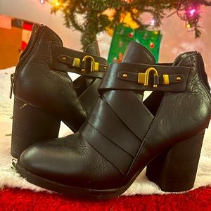 Black Isola leather boots